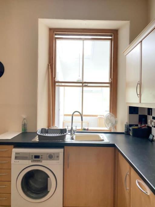 St John'S Flat Spacious Accomodation Dalry  Exteriör bild