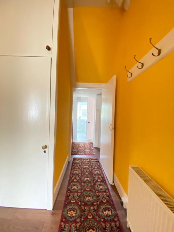 St John'S Flat Spacious Accomodation Dalry  Exteriör bild